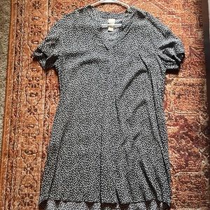 Blue daisy lightweight shift dress